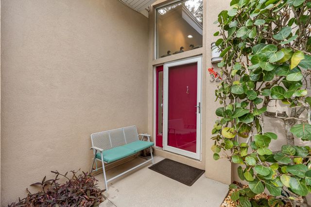 320 Ravenswood Dr, St Augustine, FL 32084