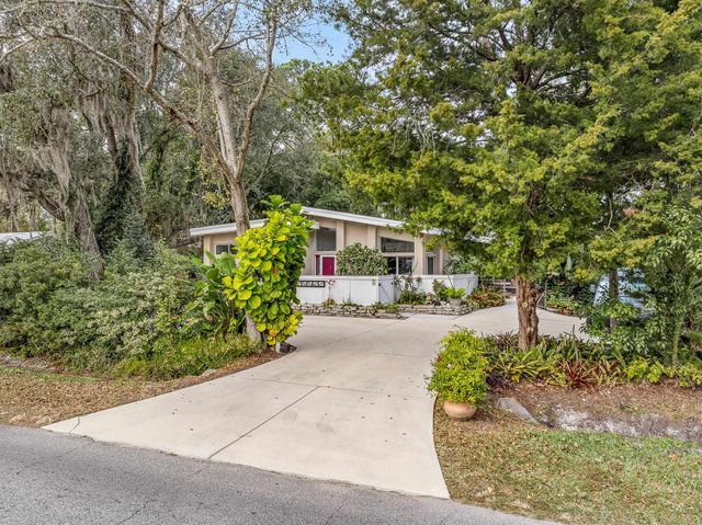 320 Ravenswood Dr, St Augustine, FL 32084