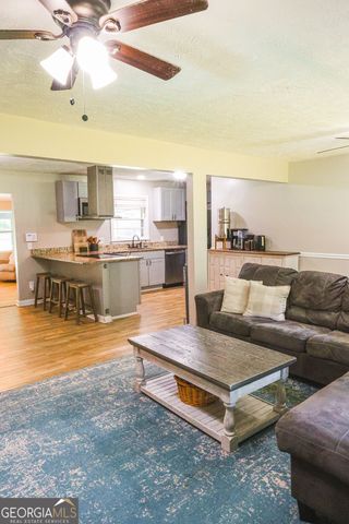 1965 Bethlehem Church Road, Grantville, GA 30220
