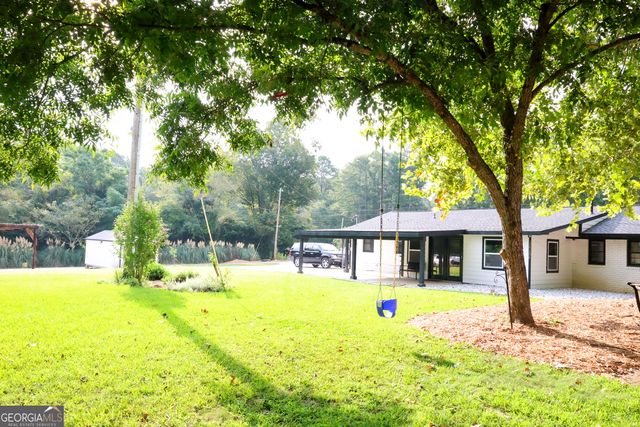 1965 Bethlehem Church Road, Grantville, GA 30220
