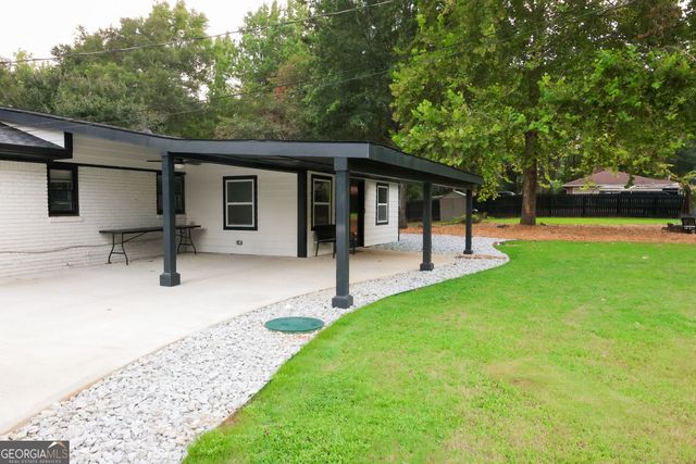1965 Bethlehem Church Road, Grantville, GA 30220