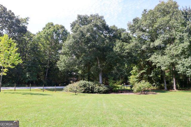 1965 Bethlehem Church Road, Grantville, GA 30220