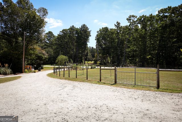 1965 Bethlehem Church Road, Grantville, GA 30220