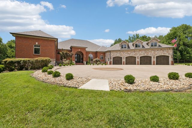 2526 Bearden Rd, Clarksville, TN 37043