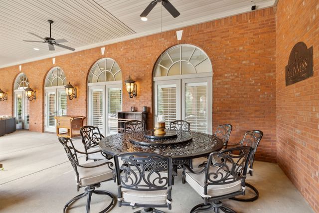 2526 Bearden Rd, Clarksville, TN 37043