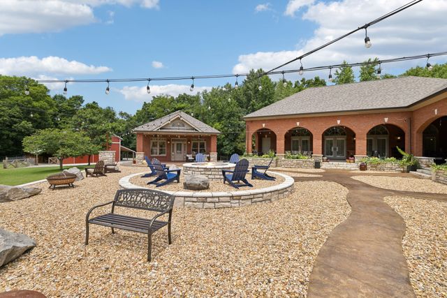 2526 Bearden Rd, Clarksville, TN 37043