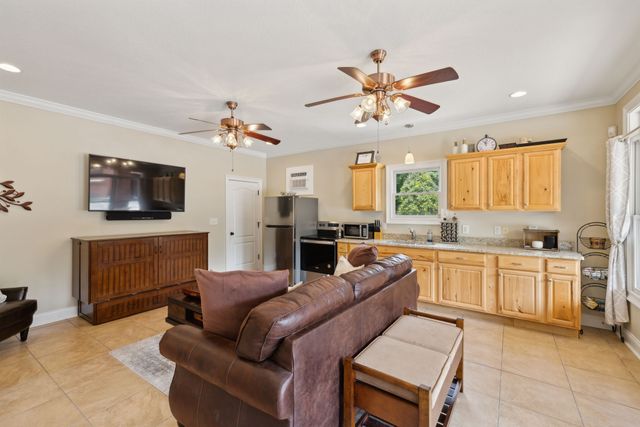 2526 Bearden Rd, Clarksville, TN 37043