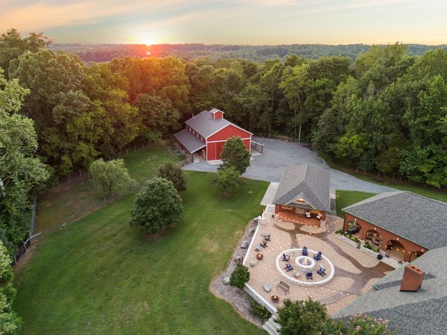 2526 Bearden Rd, Clarksville, TN 37043
