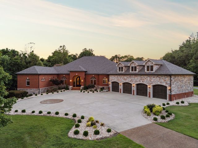 2526 Bearden Rd, Clarksville, TN 37043