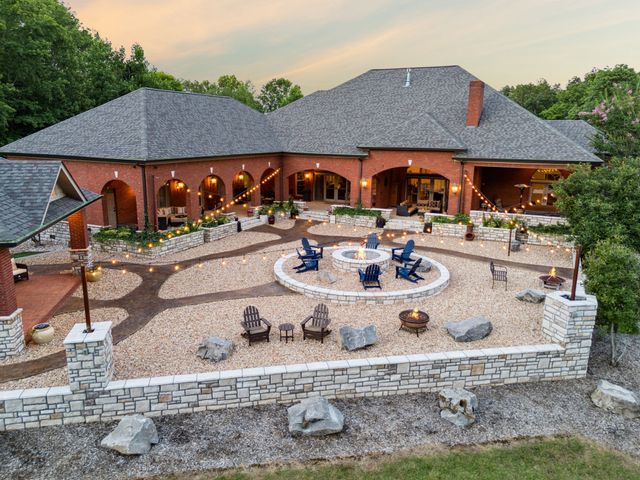 2526 Bearden Rd, Clarksville, TN 37043