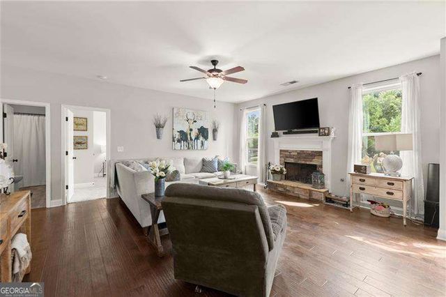 96 Alder Landing S, Dallas, GA 30132