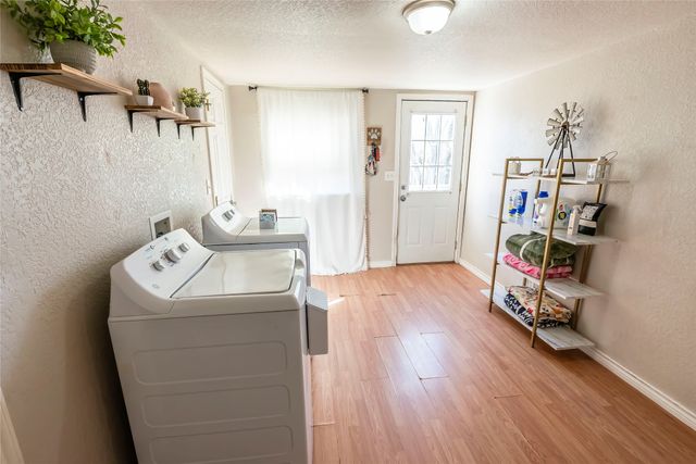 180 Trail Drive, Bowie, TX 76230