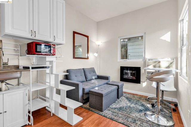 4215 Nevin Ave, Richmond, CA 94805