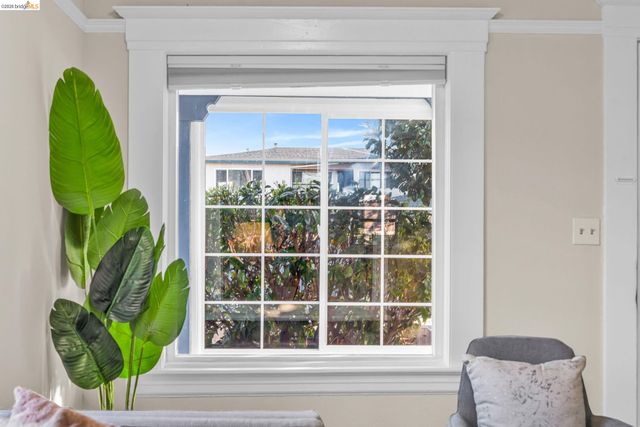 4215 Nevin Ave, Richmond, CA 94805