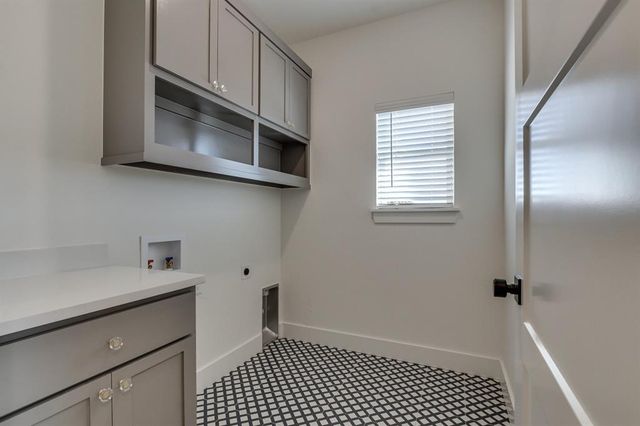 11624 NW 102nd Street, Yukon, OK 73099