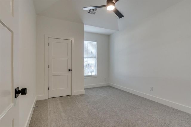 11624 NW 102nd Street, Yukon, OK 73099