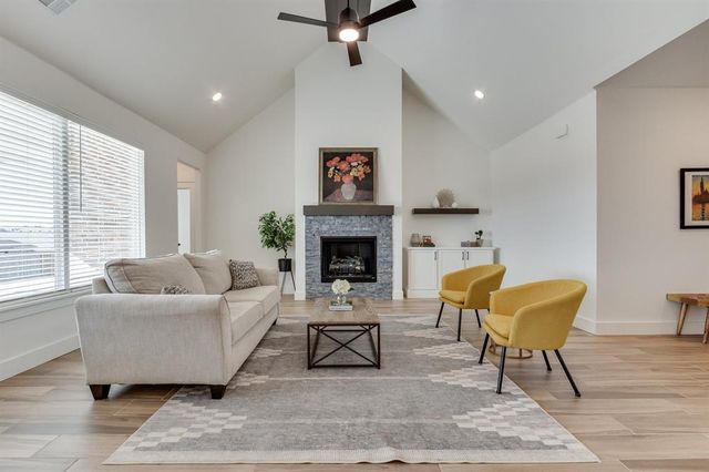 11624 NW 102nd Street, Yukon, OK 73099