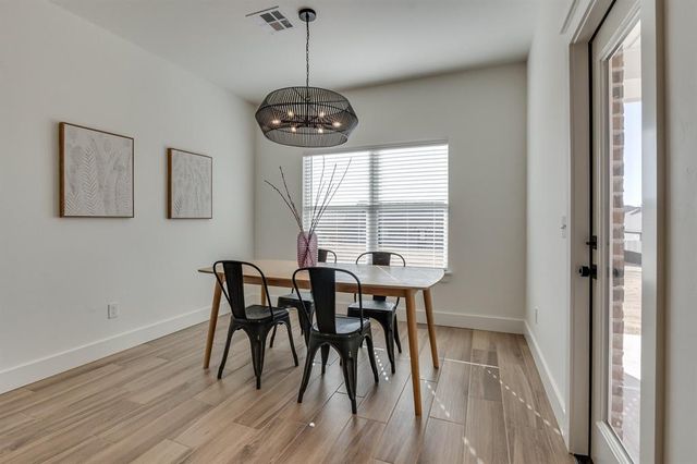 11624 NW 102nd Street, Yukon, OK 73099