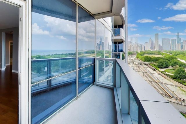 1211 S Prairie Avenue 1203, Chicago, IL 60605