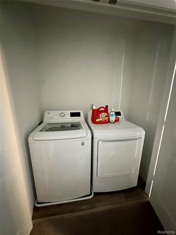 2500 Normandy, Royal Oak, MI 48073