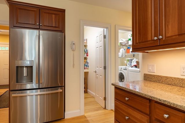 18 Fort Hill Rd, Williamsburg, MA 01039