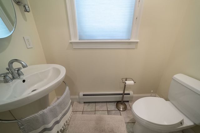 18 Fort Hill Rd, Williamsburg, MA 01039