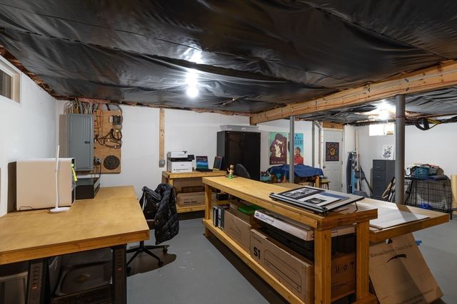 18 Fort Hill Rd, Williamsburg, MA 01039