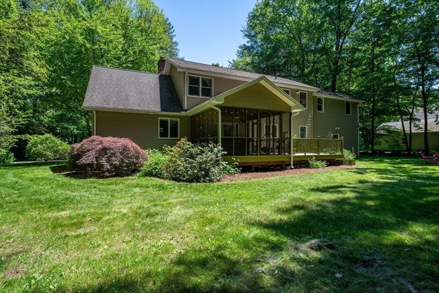 18 Fort Hill Rd, Williamsburg, MA 01039