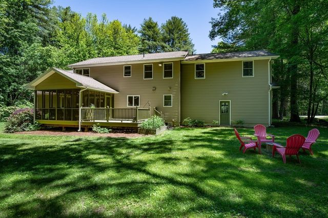 18 Fort Hill Rd, Williamsburg, MA 01039