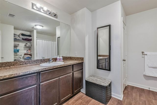 2050 Wilde Elm Drive, Houston, TX 77090