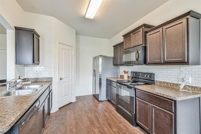 2050 Wilde Elm Drive, Houston, TX 77090