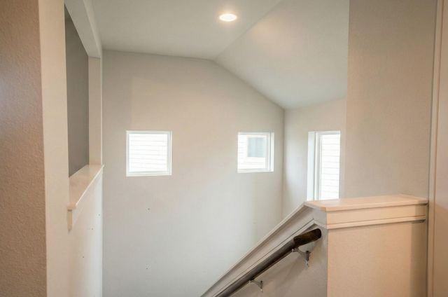 17301 Emperador DR 29, Round Rock, TX 78664