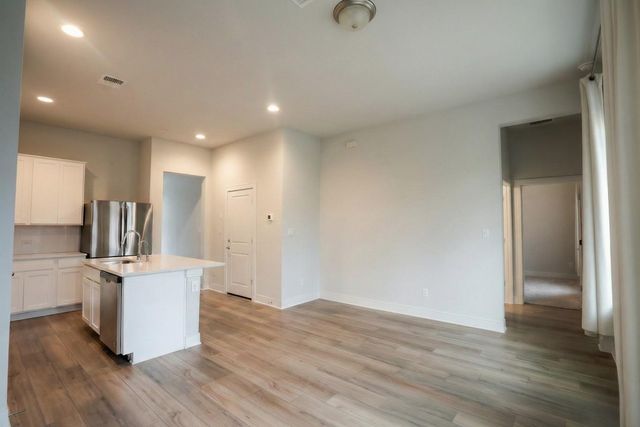 17301 Emperador DR 29, Round Rock, TX 78664