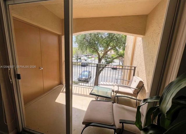 151 SW 117th Ave 9207, Pembroke Pines, FL 33025