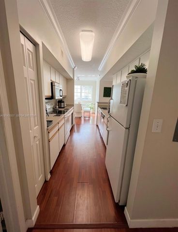 151 SW 117th Ave 9207, Pembroke Pines, FL 33025