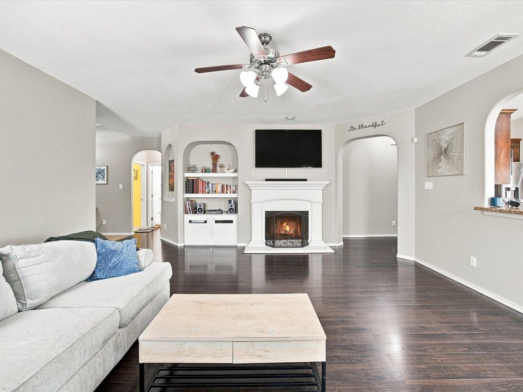 8205 Water Buck Run, Fort Worth, TX 76179 — photo 5