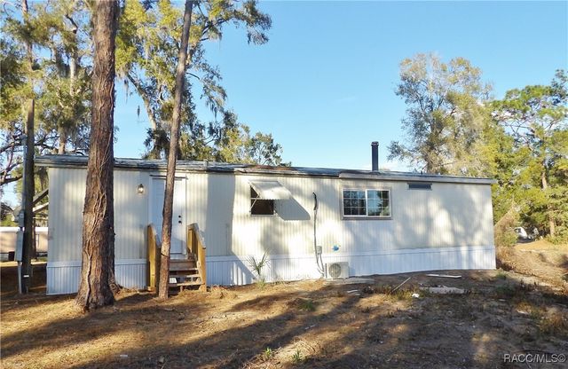 7990 E Emerald Lane, Floral City, FL 34436