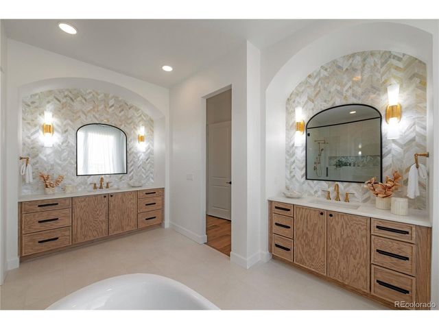 8649 Carneros Ct, Parker, CO 80138