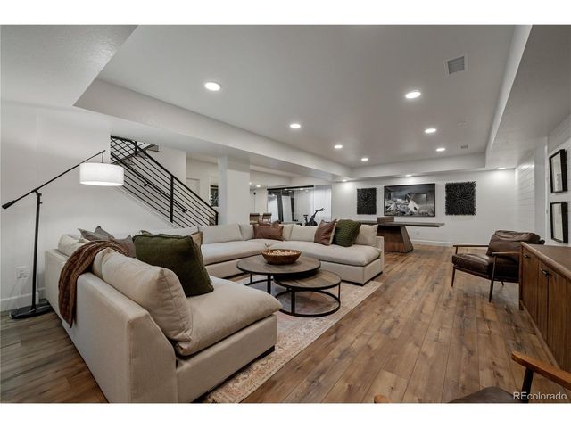 8649 Carneros Ct, Parker, CO 80138