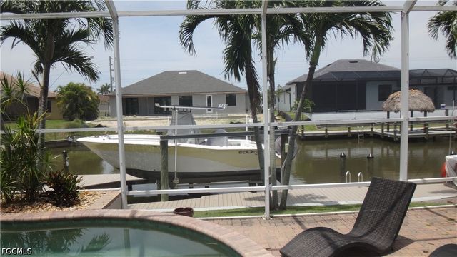 1519 SW 40th TER, Cape Coral, FL 33914