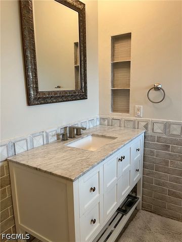 1519 SW 40th TER, Cape Coral, FL 33914