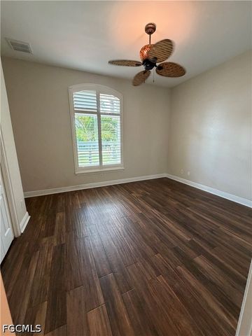 1519 SW 40th TER, Cape Coral, FL 33914