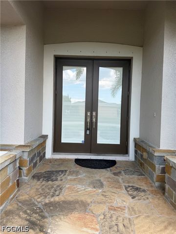 1519 SW 40th TER, Cape Coral, FL 33914