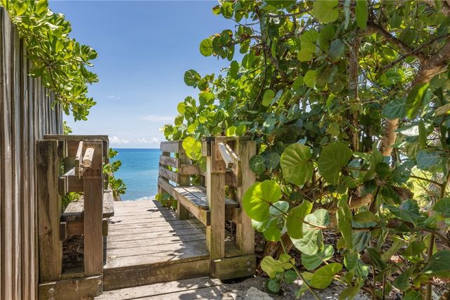 1951 W Sand Dollar Lane, Vero Beach, FL 32963