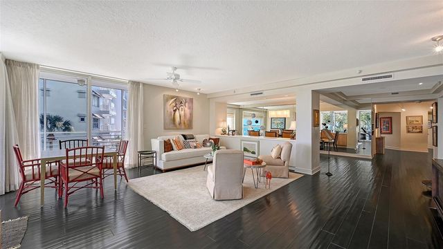 2550 HARBOURSIDE DRIVE 324, Longboat Key, FL 34228