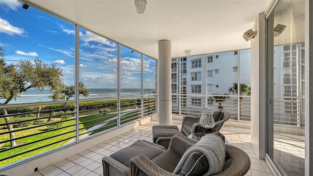 2550 HARBOURSIDE DRIVE 324, Longboat Key, FL 34228