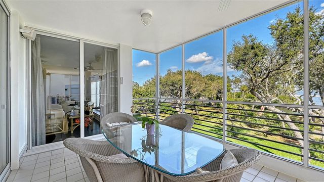 2550 HARBOURSIDE DRIVE 324, Longboat Key, FL 34228