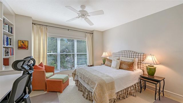 2550 HARBOURSIDE DRIVE 324, Longboat Key, FL 34228