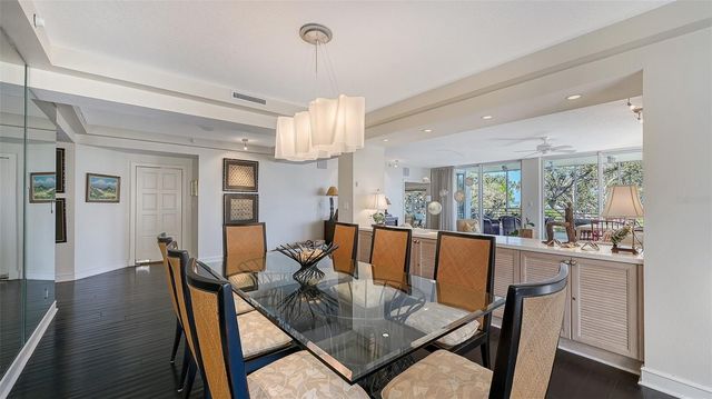 2550 HARBOURSIDE DRIVE 324, Longboat Key, FL 34228