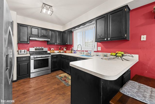 44500 Manitou Drive, Clinton Township, MI 48038